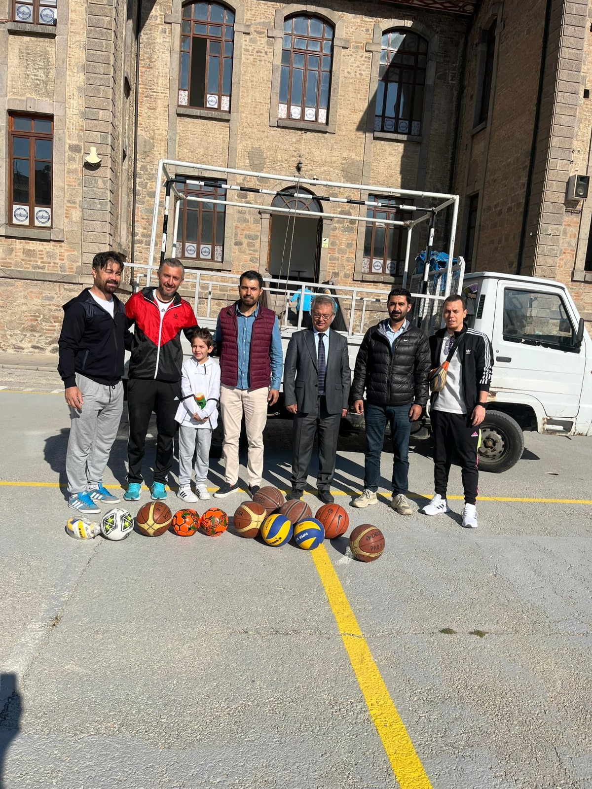 MİMAL Afyon Lisesi’nden Eğitime Değer Katan Sosyal Sorumluluk Projesi