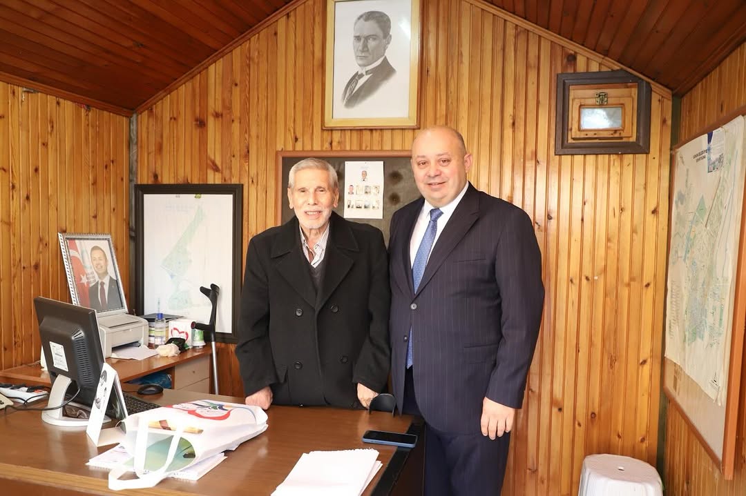 İbrahim Palaz'dan Recep Özdemir'e Geçmiş Olsun Ziyareti