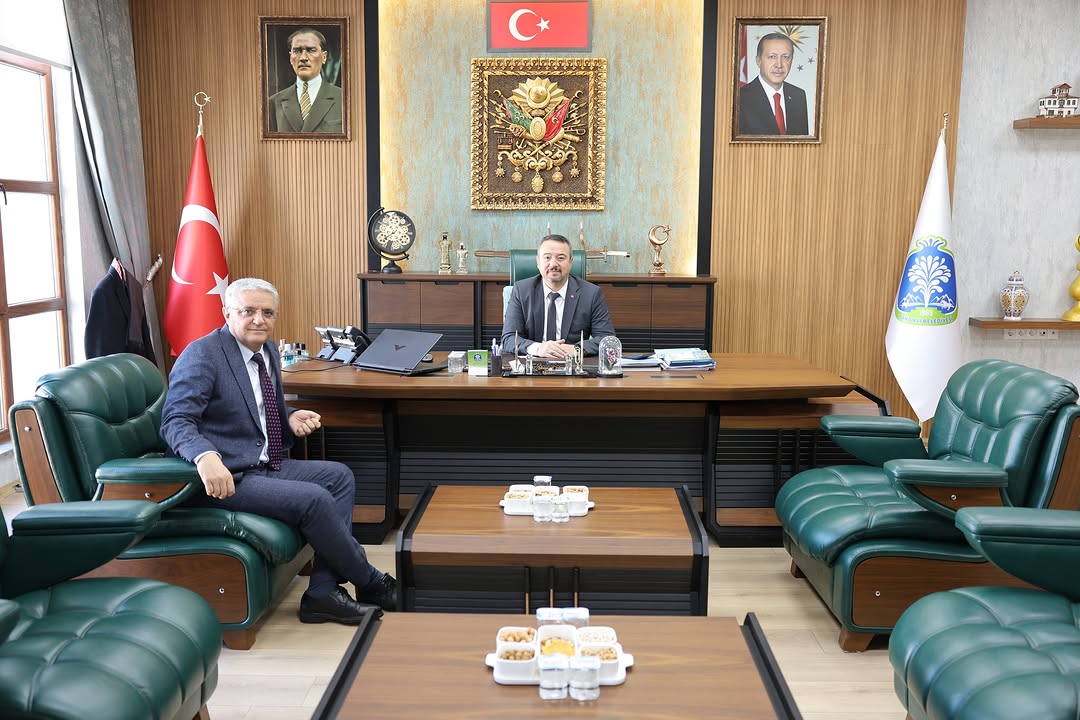 Sandıklı Belediyesi'nden İlçe Nüfus Müdürü Erdal Özer'e Ziyaret