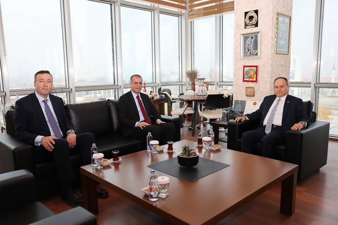 Ziraat Bankası Bölge Başkanı ve Şube Müdürü Yönetim Kurulu Başkanını Ziyaret Etti