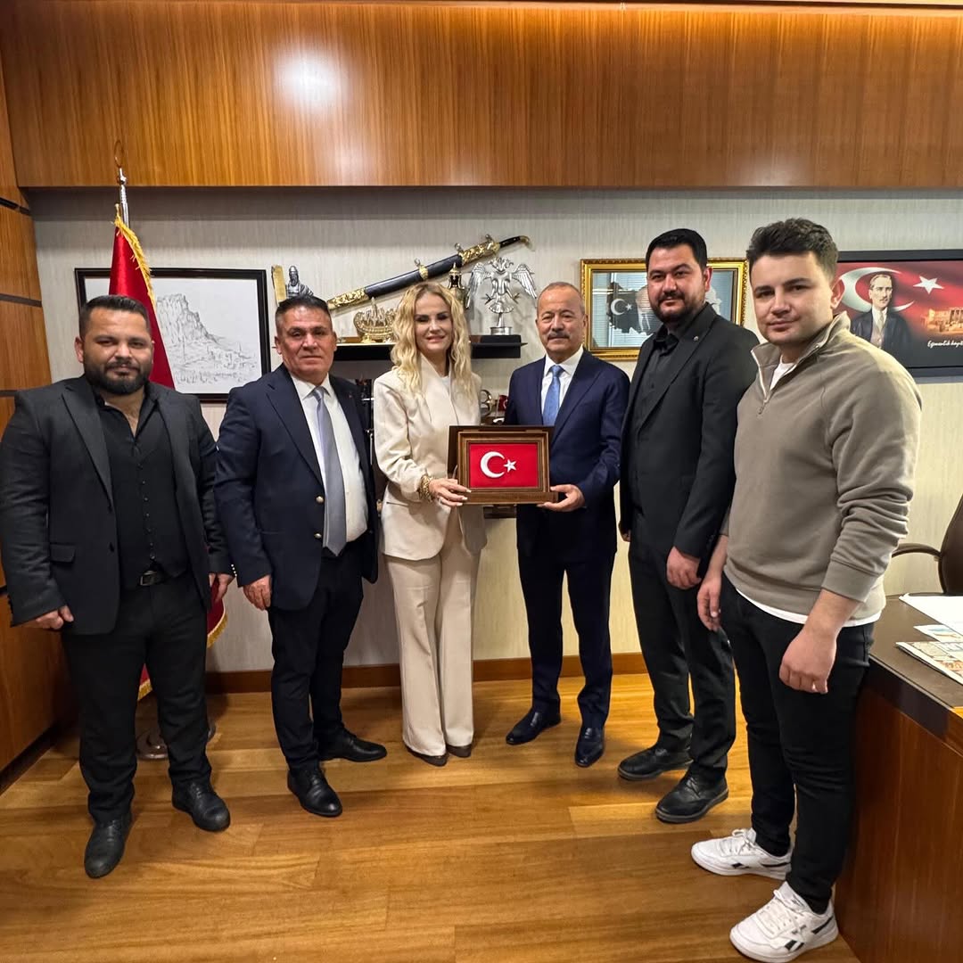 Afyonkarahisar Özel Eğitim ve Rehabilitasyon Merkezi Sahiplerinin Gazi Meclis'teki Ziyareti