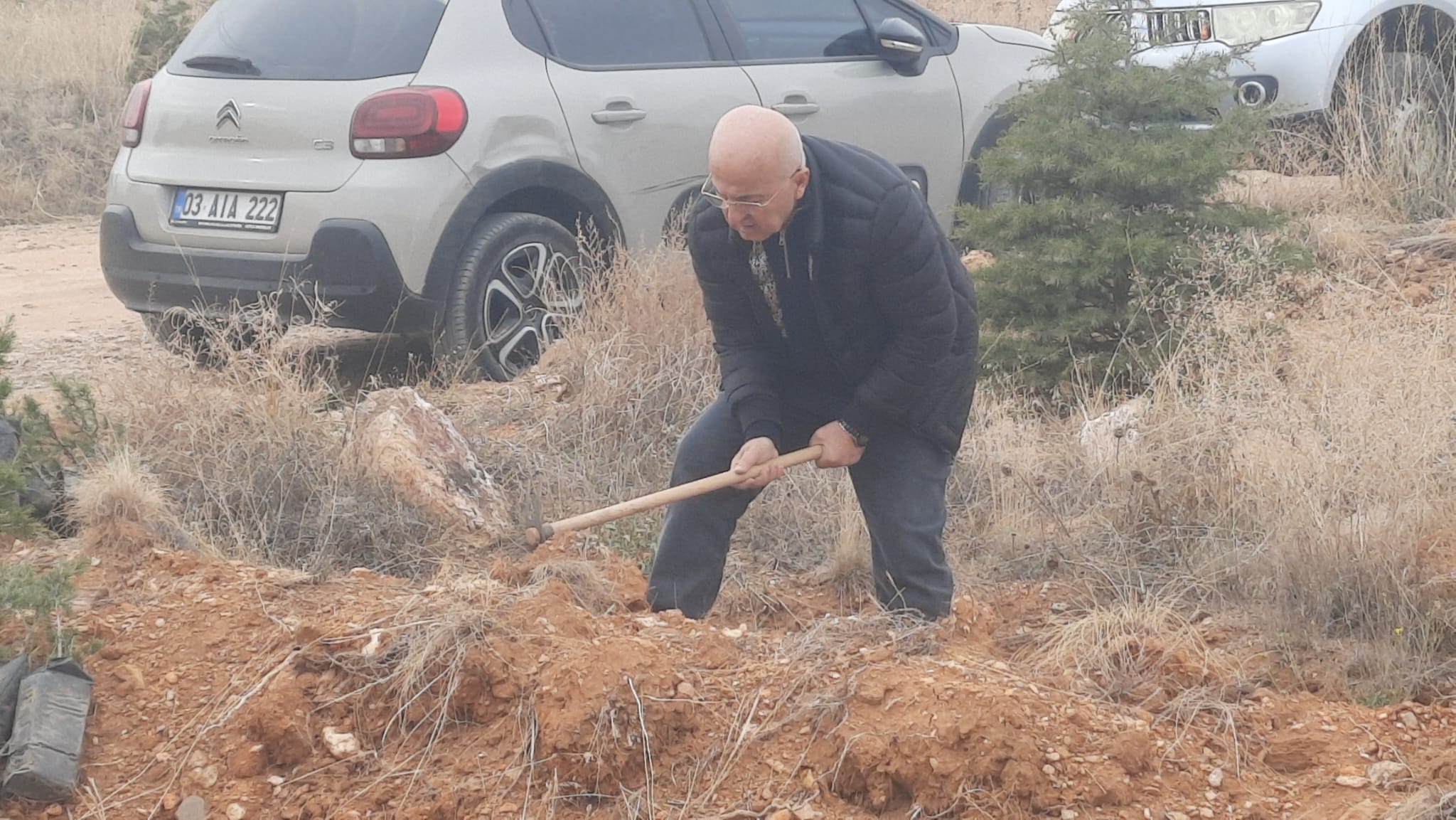 Afyonkarahisar Mali Müşavirler Odası Başkanı Erdal Sayar Öncülüğünde Fidan Dikim Etkinliği Gerçekleştirildi