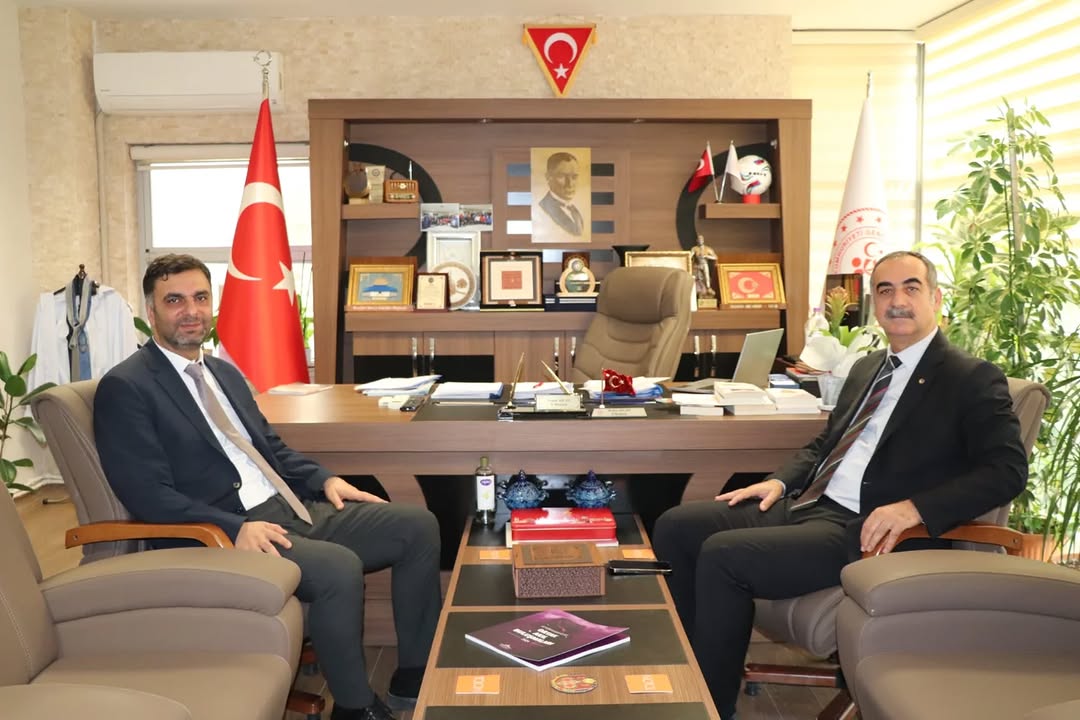 Meclis Başkanı Mustafa Ali Çelik'ten Afyonkarahisar Gençlik ve Spor İl Müdürü Nedim Aslan Ziyareti