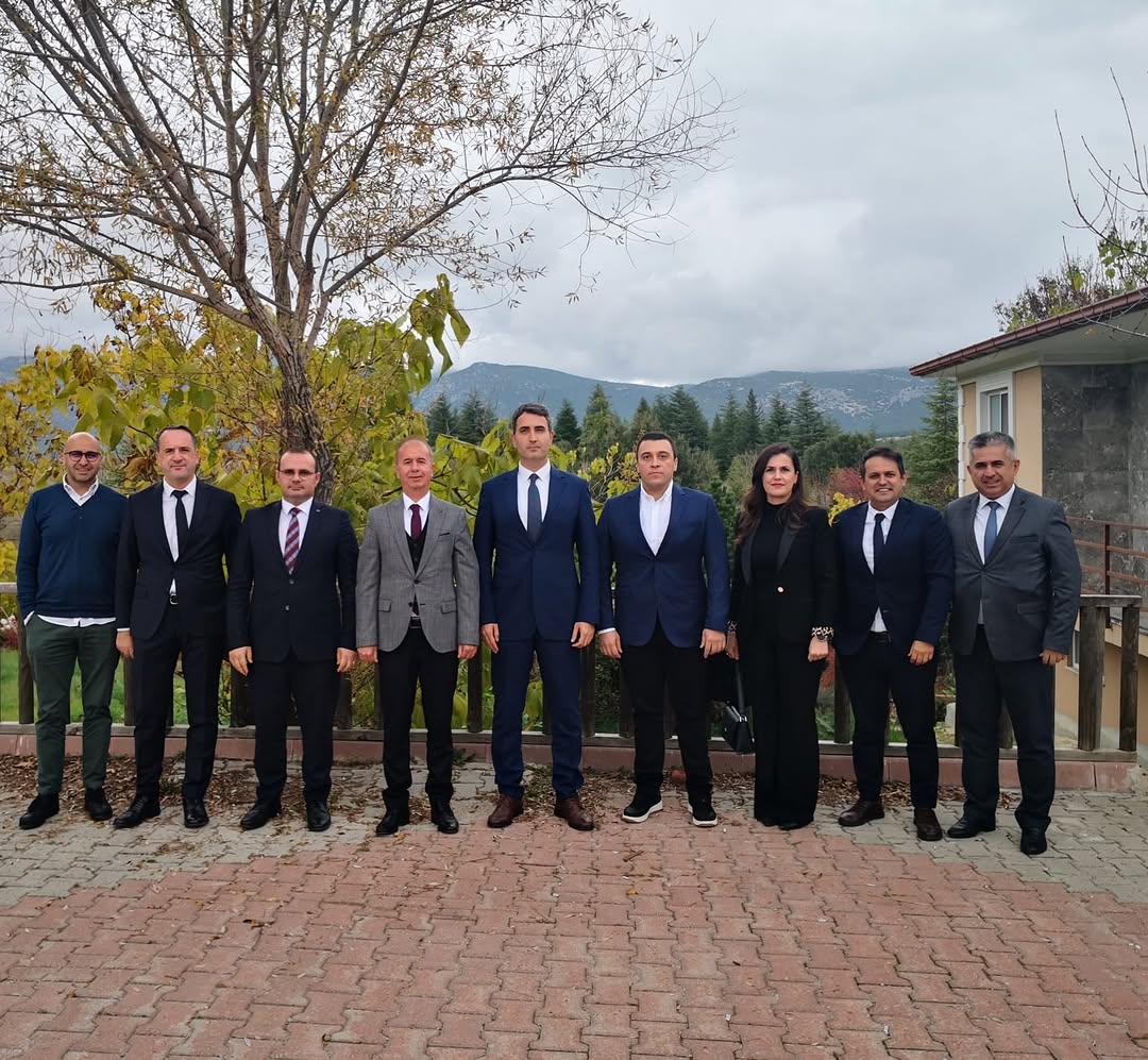 Bucak Kaymakamlığı ve Banka Şube Müdürleri İle Toplantı Gerçekleştirildi