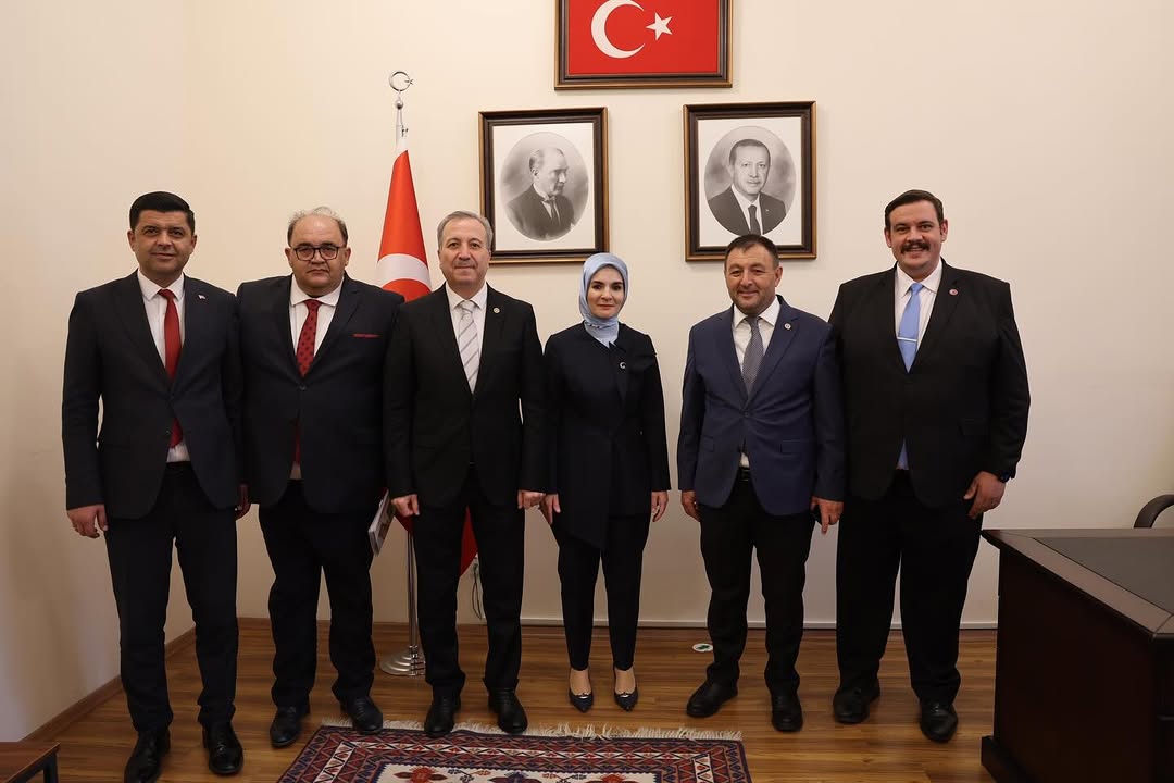 Milletvekilimiz Osman Zabun ve İlçe Belediye Başkanlarımız ile birlikte, Aile ve Sosyal Hizmetler Bakanımız Ziyaret Edildi