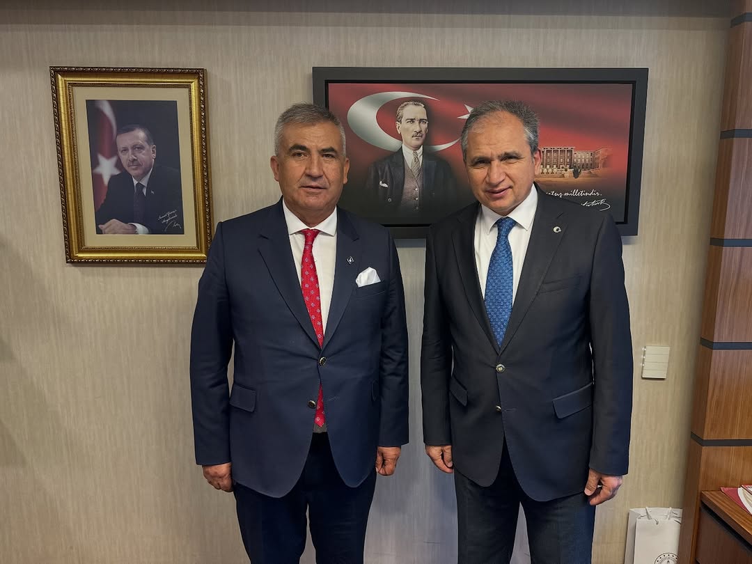 TBMM Plan ve Bütçe Komisyonu Üyesi Op. Dr. İsmail Güneş, Uşak Serbest Muhasebeci Mali Müşavirler Odası Başkanı Uğur Albayrak'ı Ağırladı