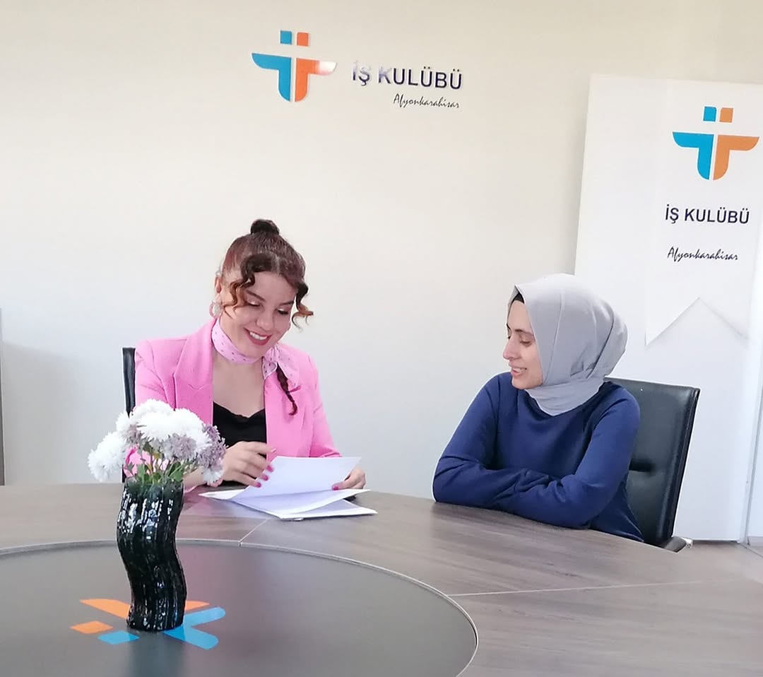 Gençlerimizin Meslek Seçimlerine Destek Devam Ediyor