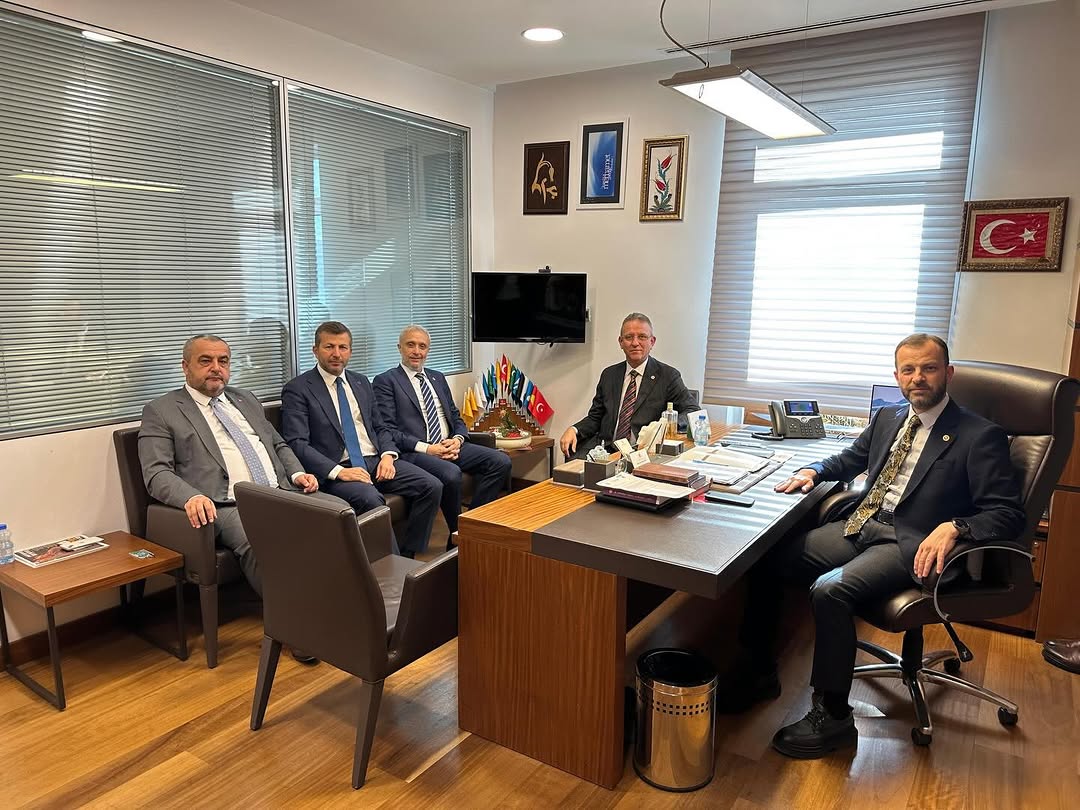 TBMM'de Pazarlar Belediye Başkanı ve İlçe Başkanı Ziyareti