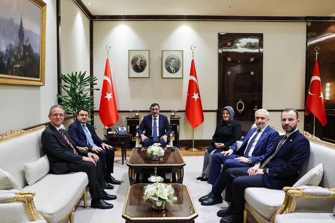 Kütahya Heyeti, Cumhurbaşkanı Yardımcısı Cevdet Yılmaz'ı Ziyaret Etti