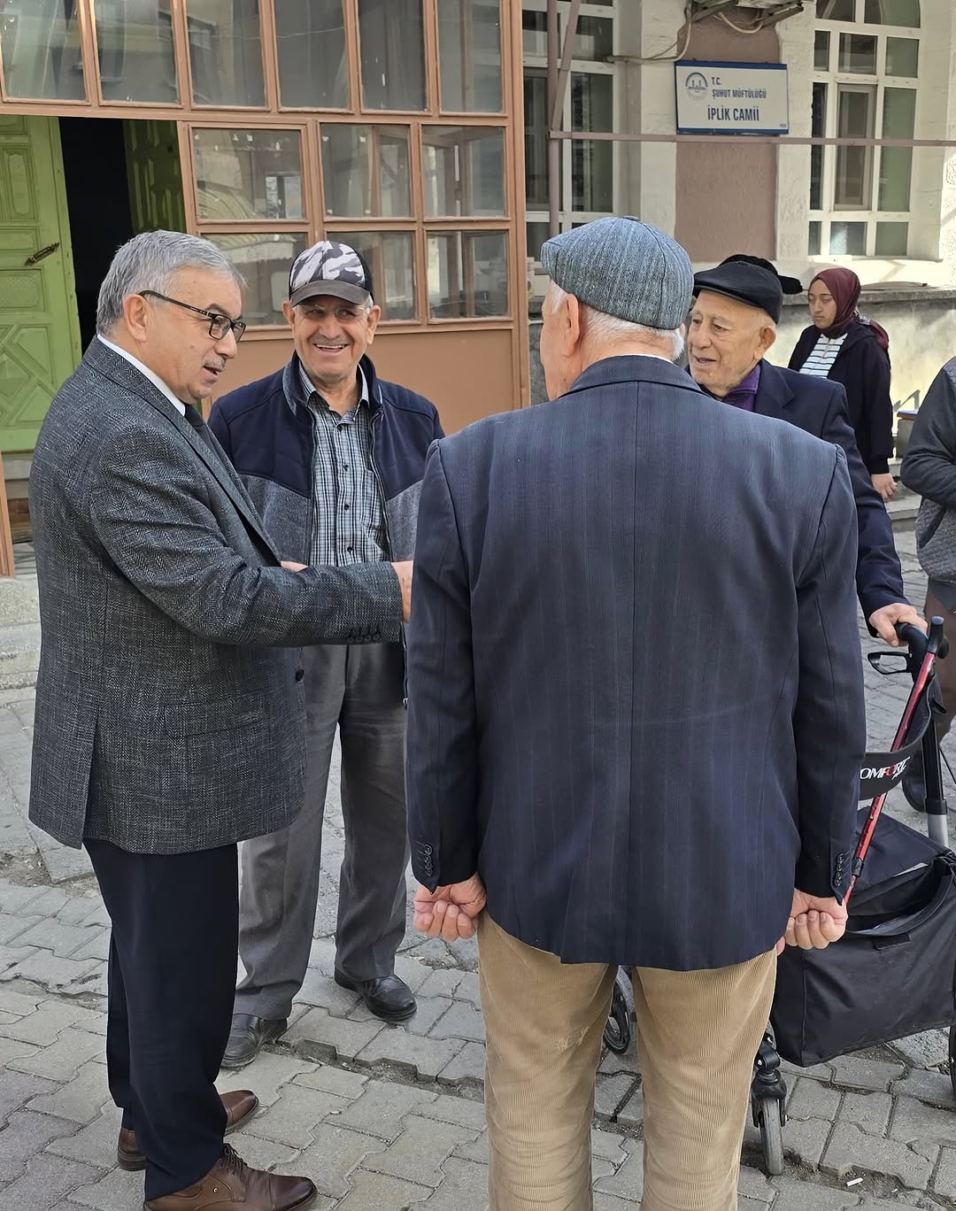 Allah’ın Rahmeti ve Bereketi Üzerinize Olsun