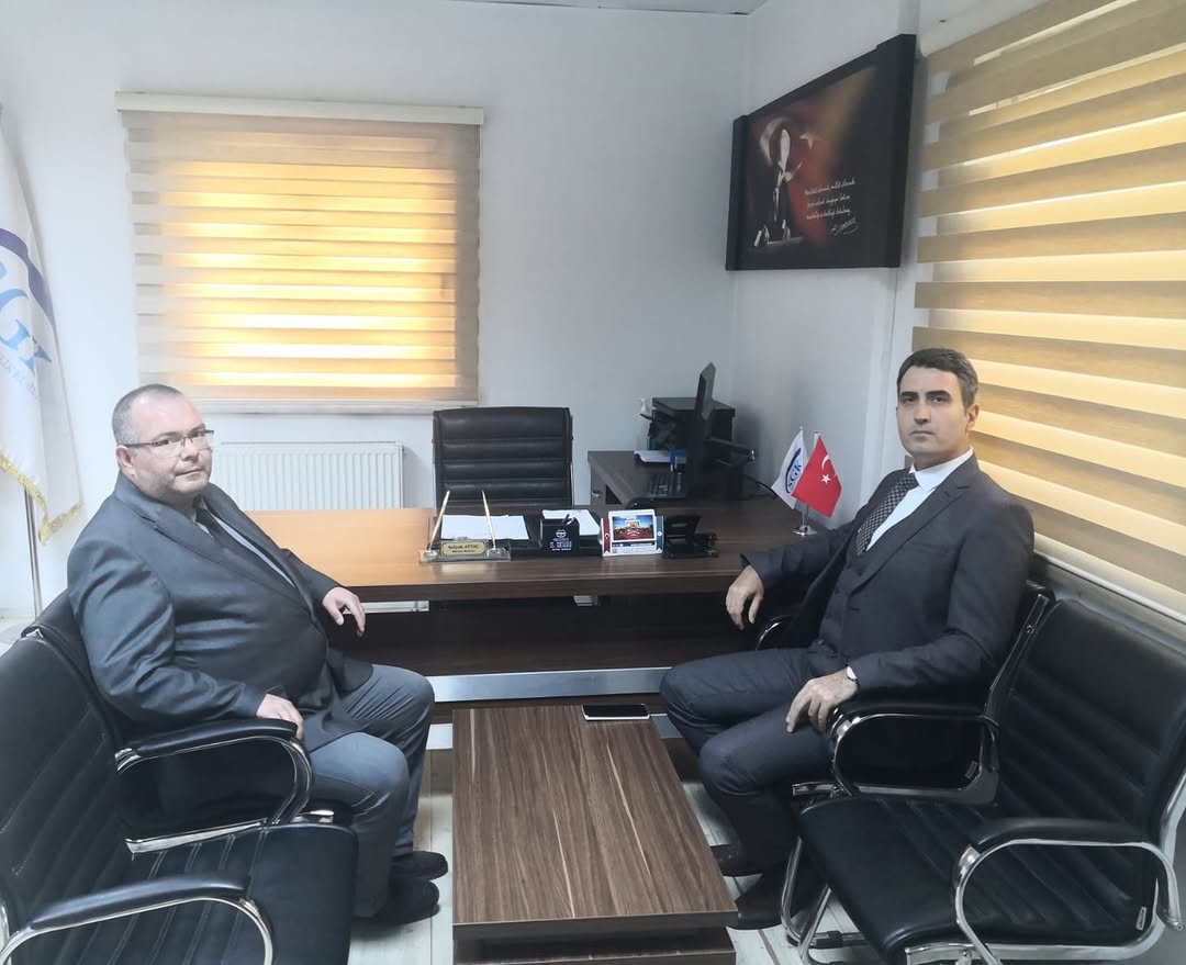 Bucak Kaymakamı Can Kazım Kuruca, SGK Müdürü Selçuk Aytaç'ı Ziyaret Etti