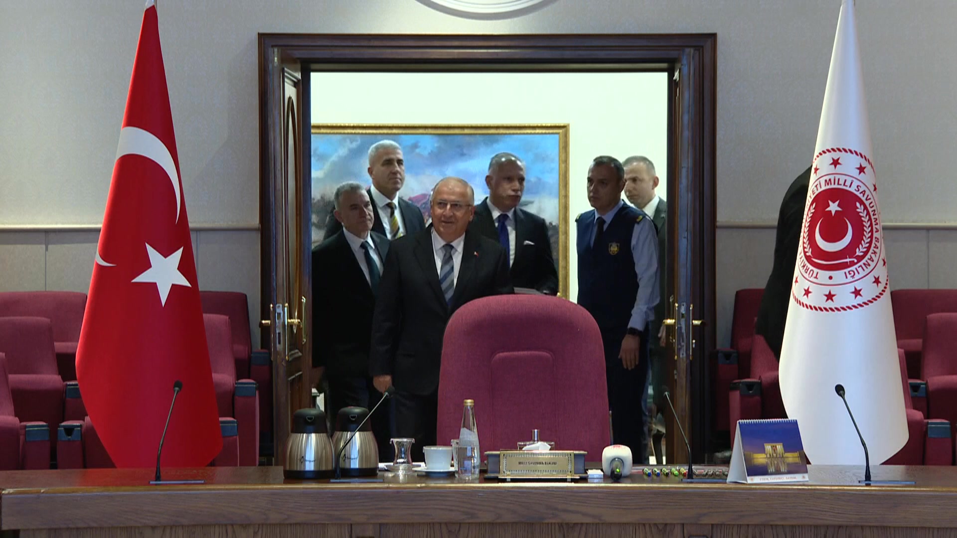 Millî Savunma Bakanı Yaşar Güler, Dünya Şampiyonu Taekwondo Millî Takımını Kabul Etti