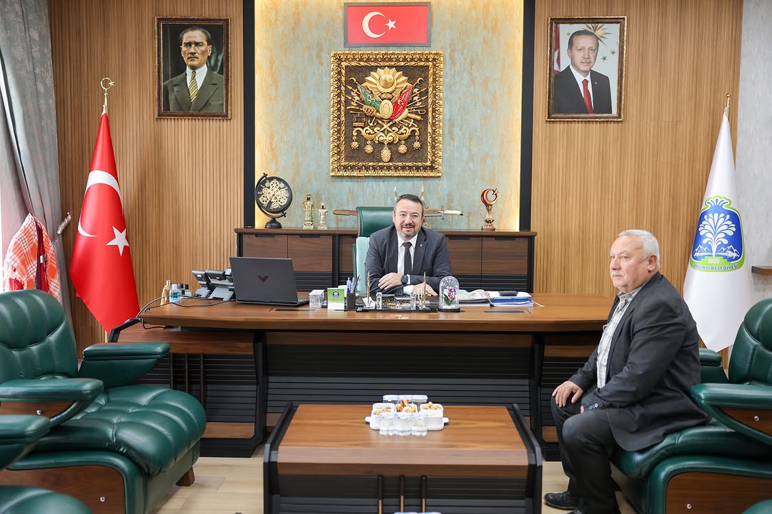 Sandıklı Belediye Başkanı Adnan Öztaş'a Gökçealan Köyü Muhtarı Hasan Hüseyin Manav Ziyaretinde Bulundu