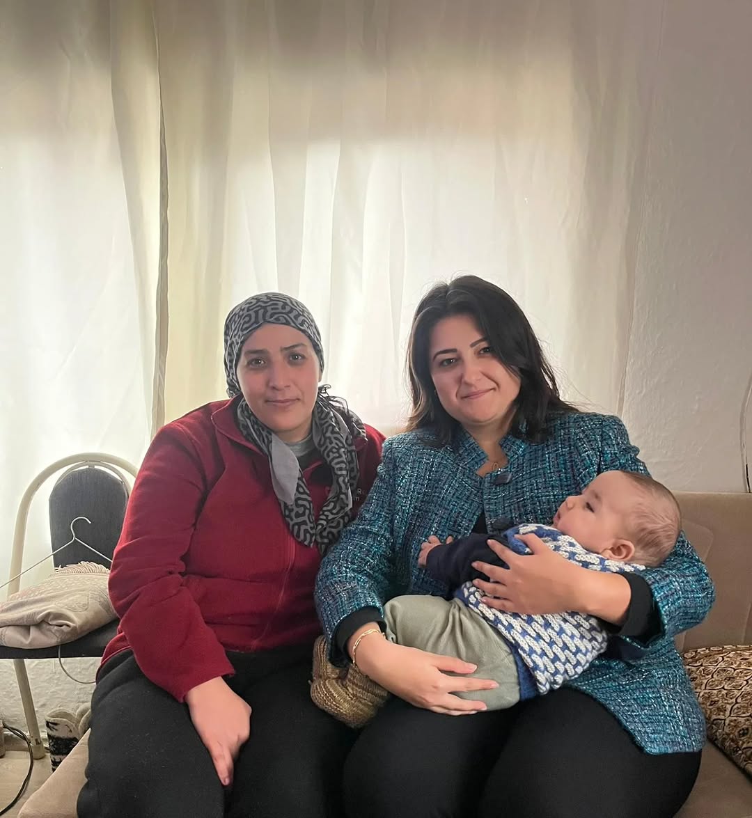 Çifteler Belediyesi'nden Zeynep ve Kerem KURUŞKANAT Çiftine Tebrik