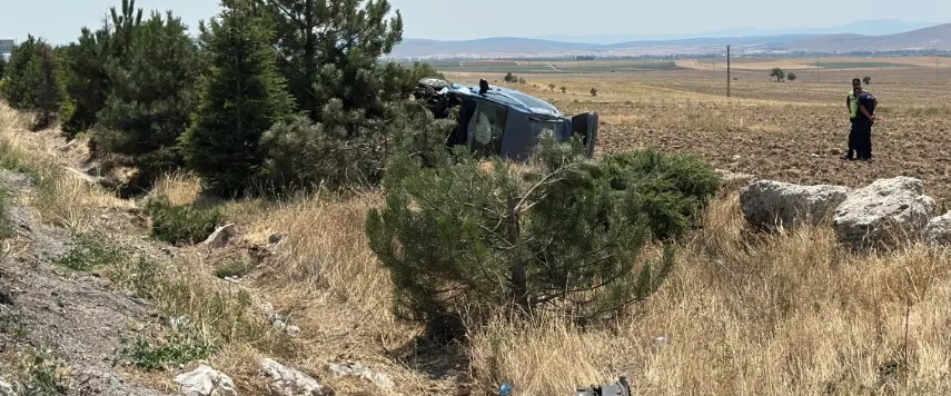 Kütahya-Afyonkarahisar Karayolunda Lastik Patlaması: 4 Yaralı