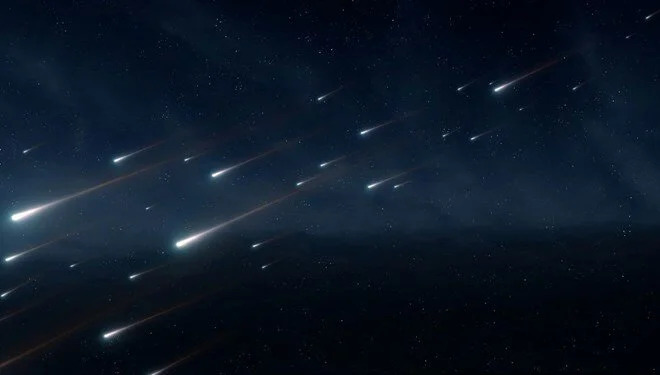 Perseid Meteor Yağmuru Bu Gece Zirveye Ulaşıyor: Gözlem İçin Öneriler