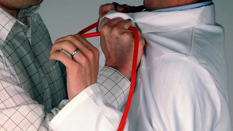 Sağlıkta Şiddet Artıyor: Beyaz Kod Başvuruları Rekor Kırdı