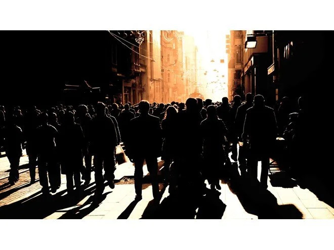 Türkiye'de Nüfus Yapısı Değişiyor: Uzun Ömürlülük ve Çocuk Nüfusunda Düşüş