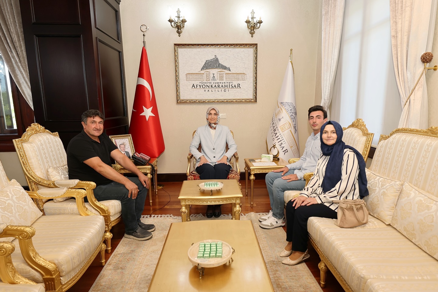 Afyonkarahisar Valisi, Bursa'dan Gelen Misafirleri Kabul Etti