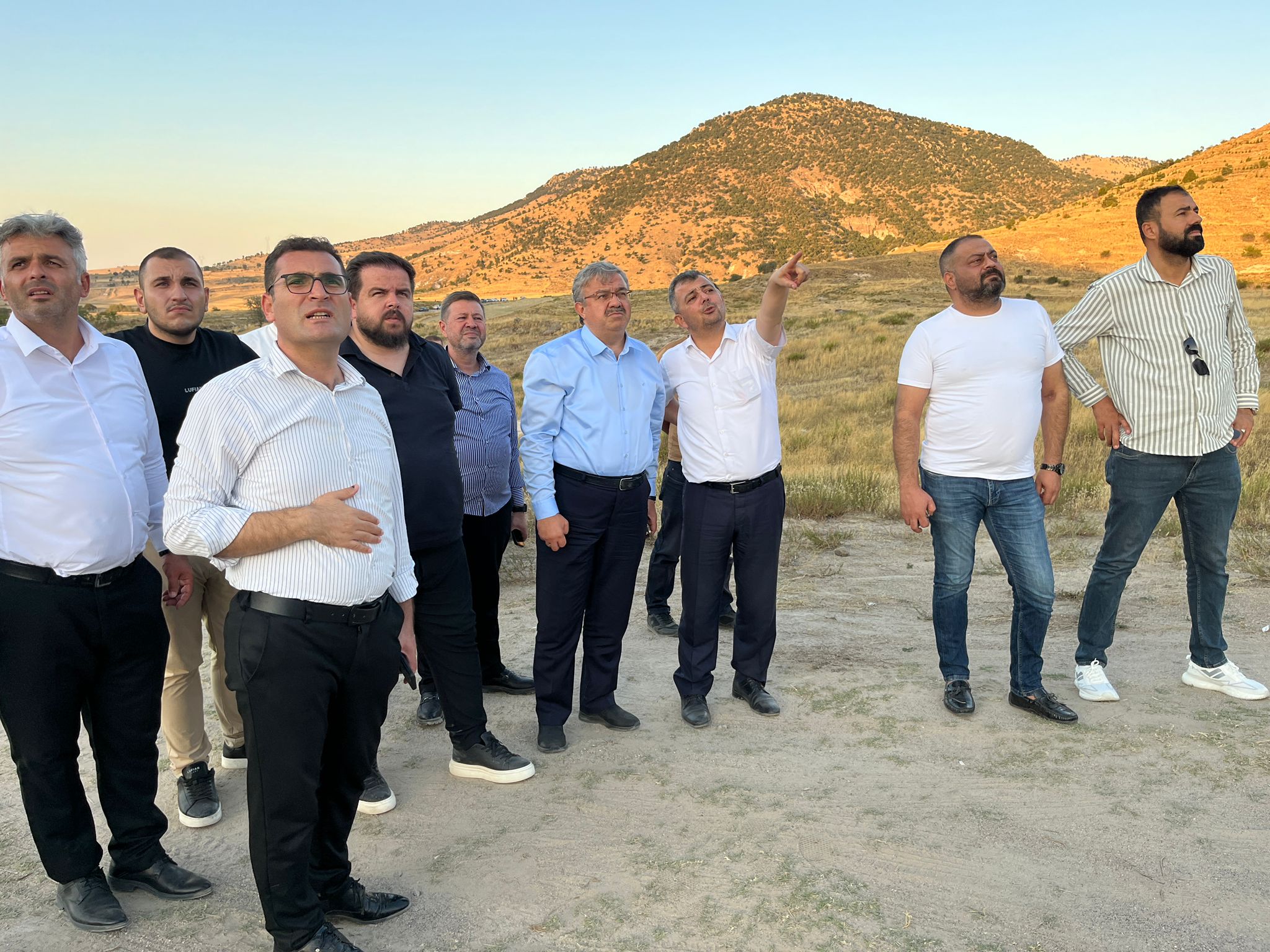 Yurdunuseven'den Emirdağ'da Yoğun Program: Yangın Söndürme Çalışmalarını Yerinde Takip Etti