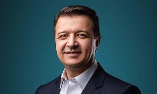 Saadet Partisi Lideri Mahmut Arıkan'dan Gölcük'te Deprem Mesajı: 'Sesimizi Duyan Var mı?'