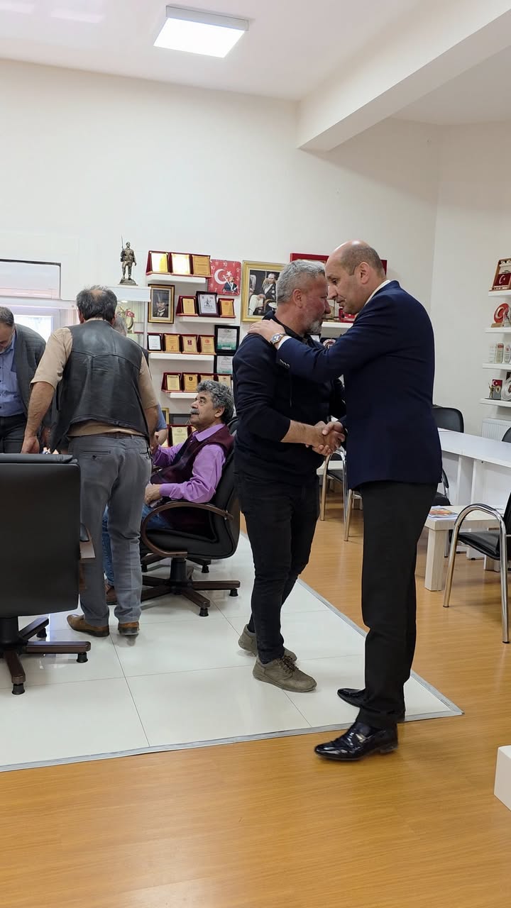 Balçıkhisar Köyü Muhtarı Malul Gazi Kavak, Afyon Şehit Gaziler Derneği'ni Ziyaret Etti