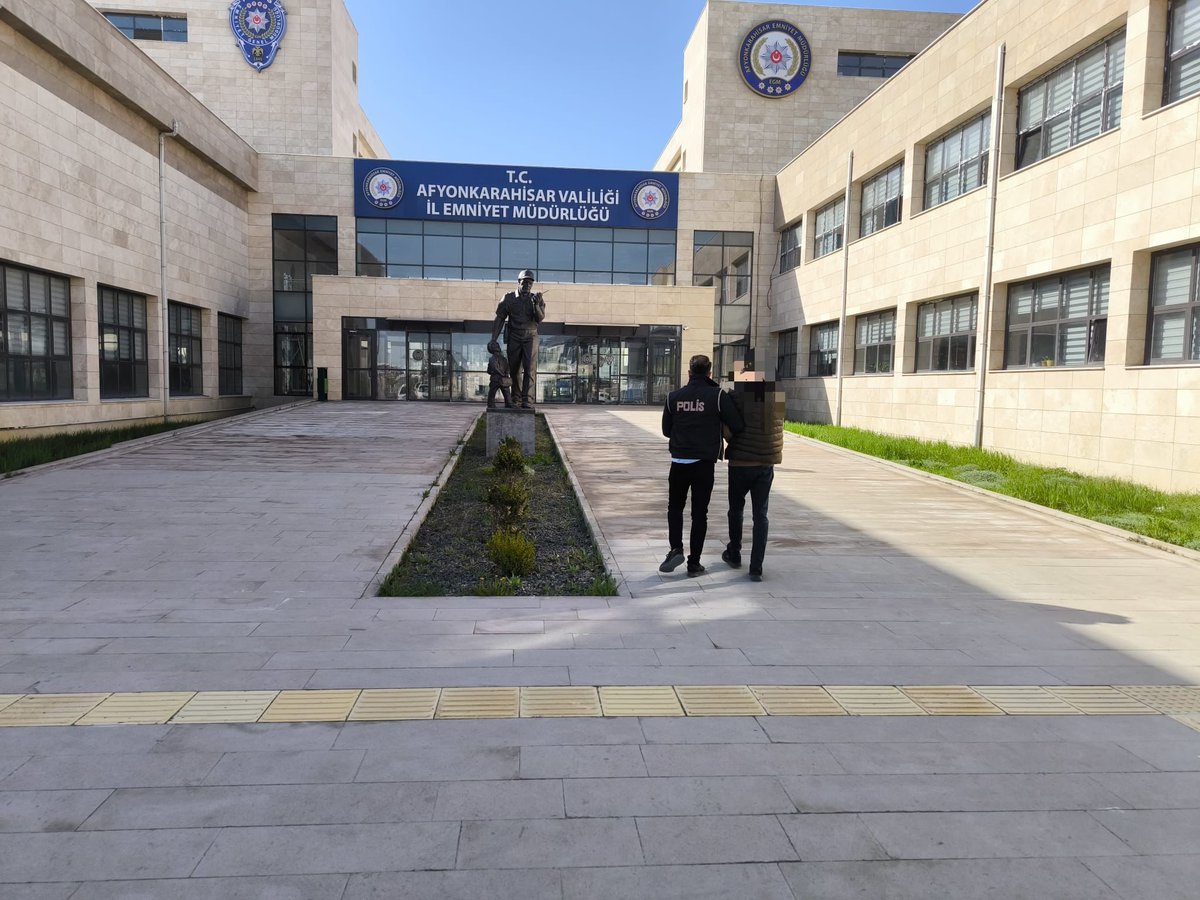 Afyonkarahisar'da FETÖ Operasyonu: Aranan Askeri Mahrem Yapılanma Üyesi Yakalandı