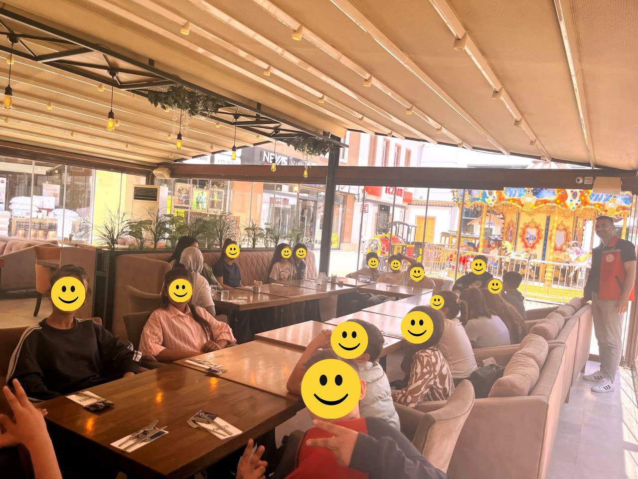 Emirdağ'da 23 Nisan Coşkusu: Çocuklar Müze ve Sinemayla Buluştu