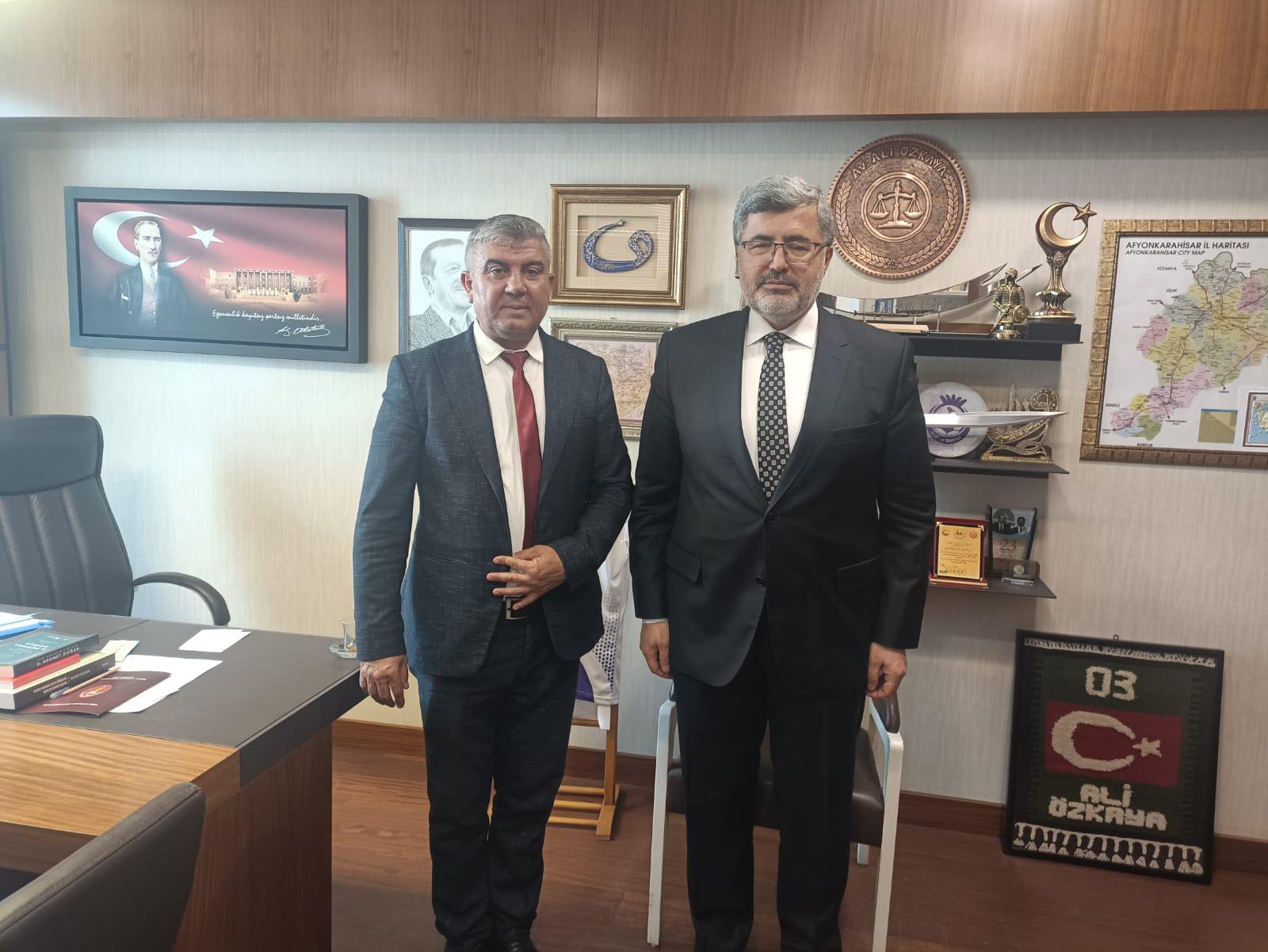 AK Parti Afyonkarahisar Milletvekili Özkaya, Çayırbağ Belediye Başkanı Kiraz'ı TBMM'de Ağırladı