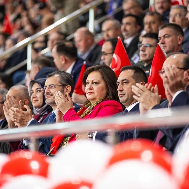 Afyonkarahisar'da 23 Nisan Coşkusu