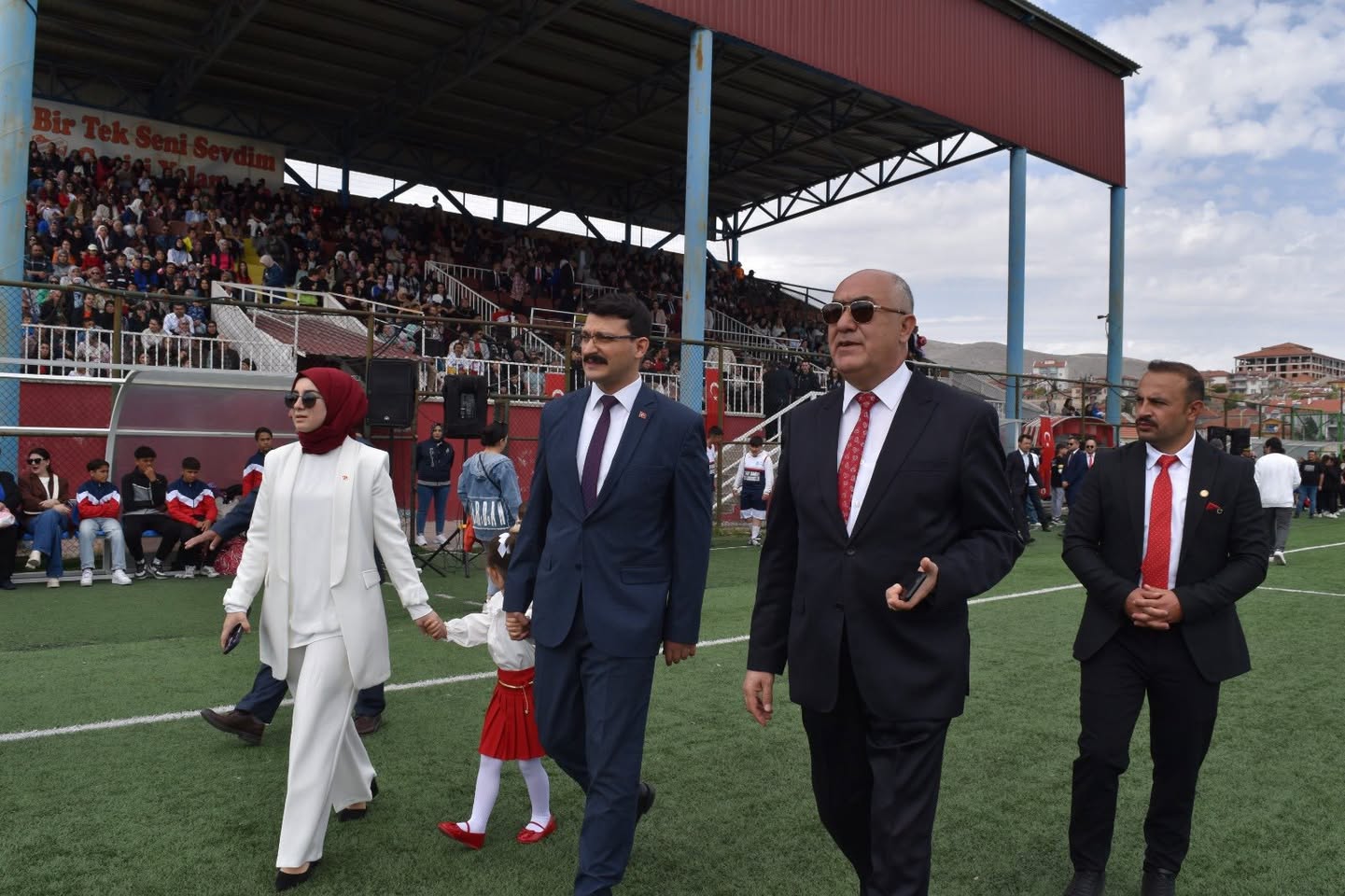 Emirdağ'da 23 Nisan Coşkusu