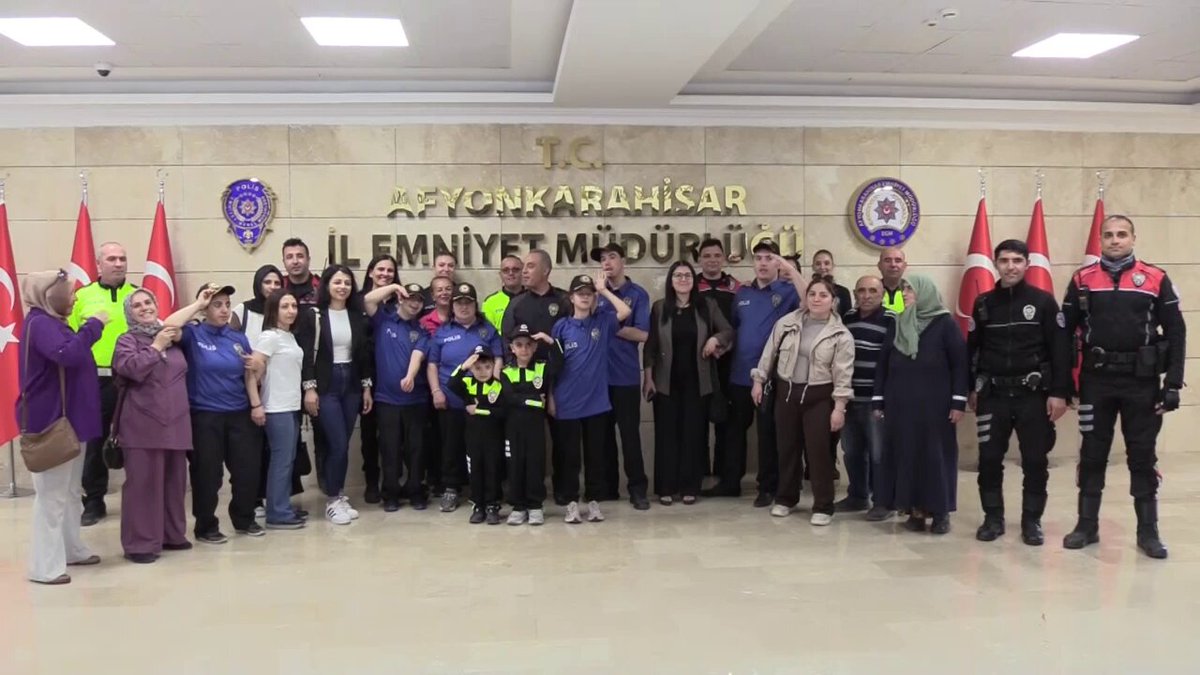 Afyonkarahisar Emniyet Müdürlüğü Otizm Farkındalık Günü'ne Ev Sahipliği Yaptı