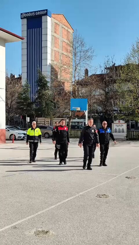 Afyonkarahisar'da Minik Kalplerden Kahvaltı Daveti