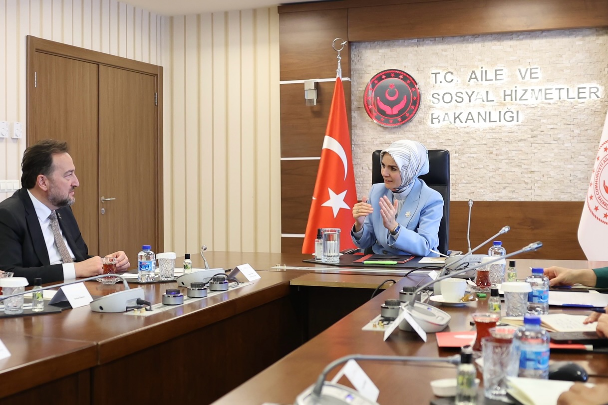 Bakan Göktaş'tan MÜSİAD Heyetiyle İş Birliği Toplantısı