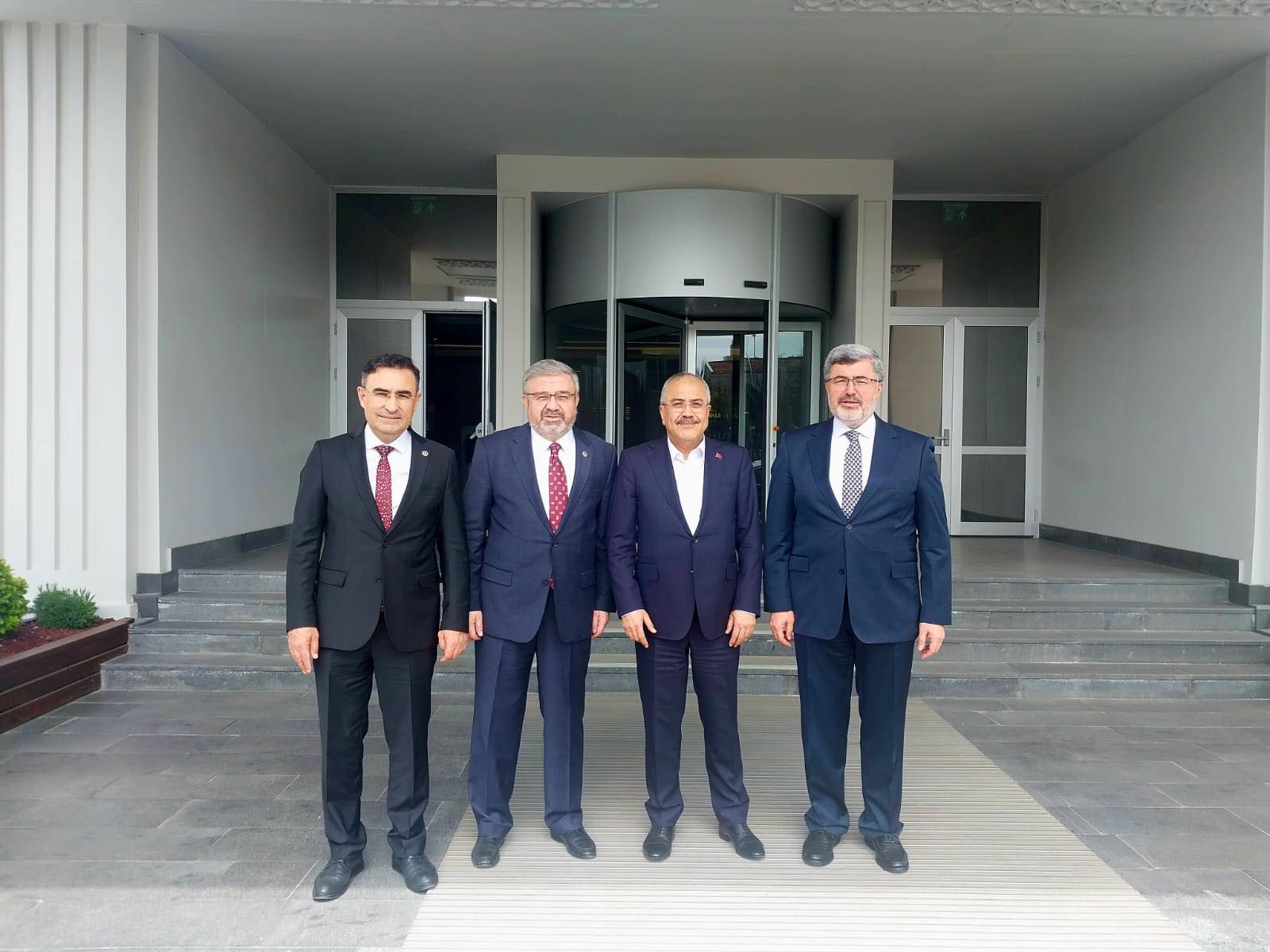 Afyonkarahisar Milletvekili Özkaya EPDK Başkanı Yılmaz'la Enerji Görüşmesi Yaptı