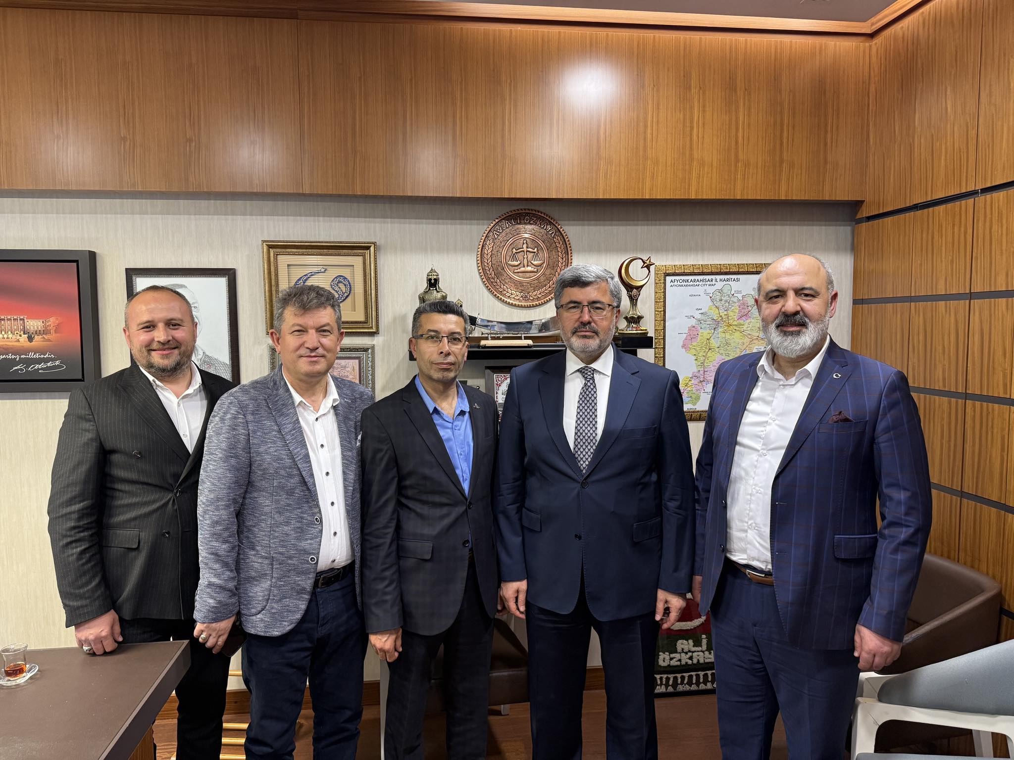 Özkaya, Yerel Yönetim Temsilcilerini TBMM'de Ağırladı