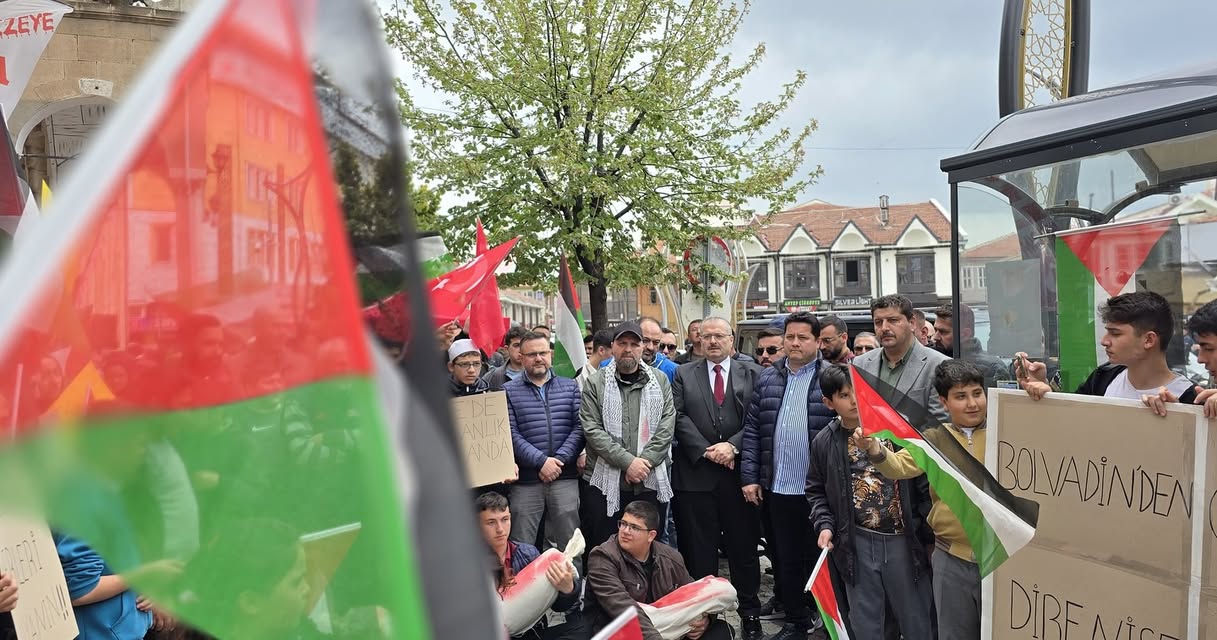 Bolvadin'de Gazze'ye Destek: "İnsanlık Onuruna Sahip Çık" Çağrısı