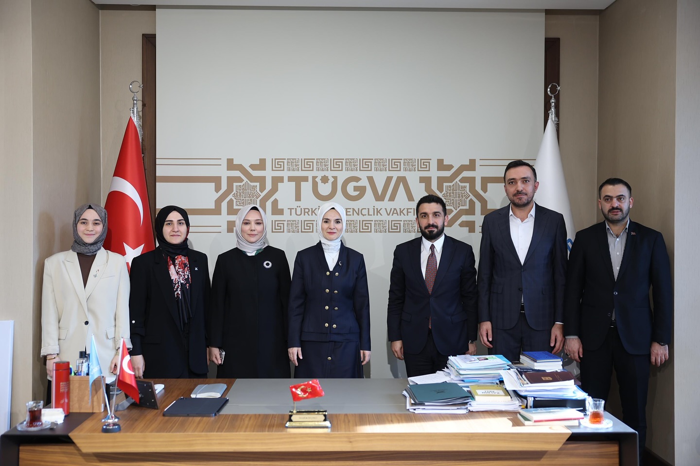 Bakan Göktaş, TÜGVA'yı Ziyaret Etti: Gençlere Destek Vurgusu