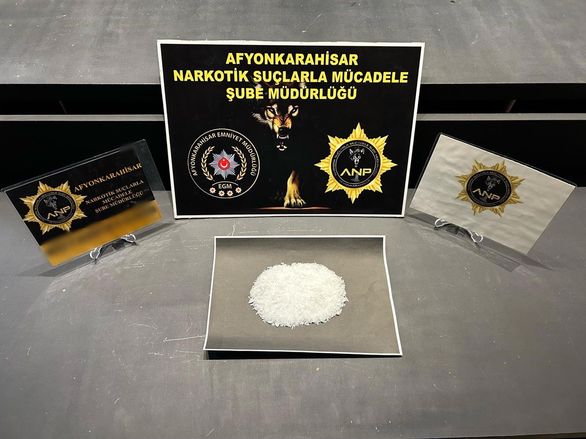 Afyonkarahisar'da Uyuşturucu Operasyonu: 4.9 Gram Madde Ele Geçirildi