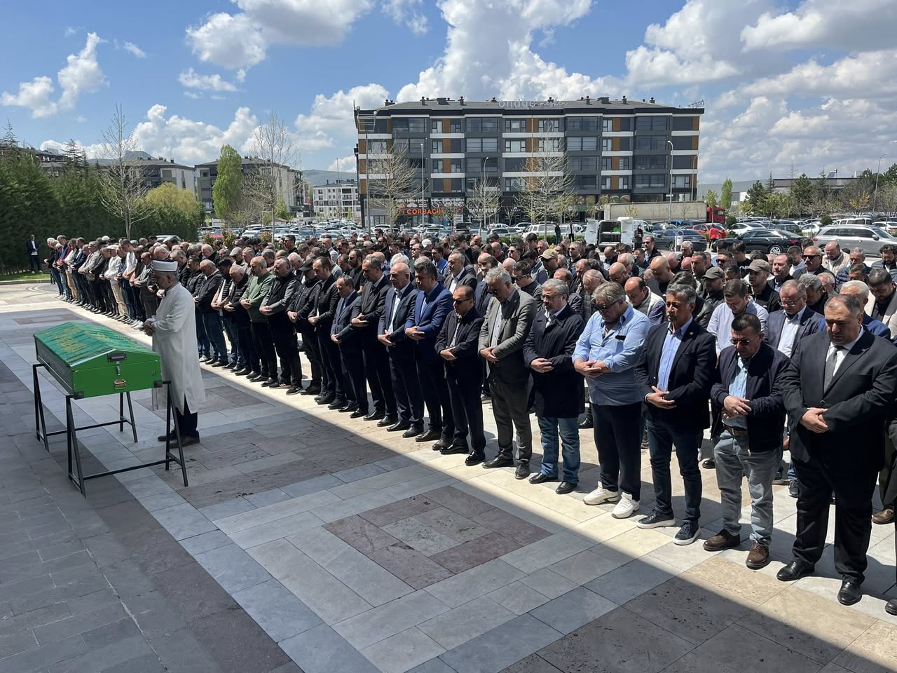 Afyonkarahisar'da İş İnsanı Ali Haydar Hancıoğlu Vefat Etti