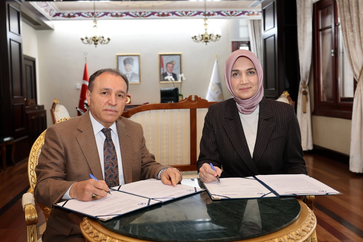 Afyonkarahisar'da Jeotermal Kaynaklarla Su Ürünleri Yetiştiriciliği Projesi Başlatıldı