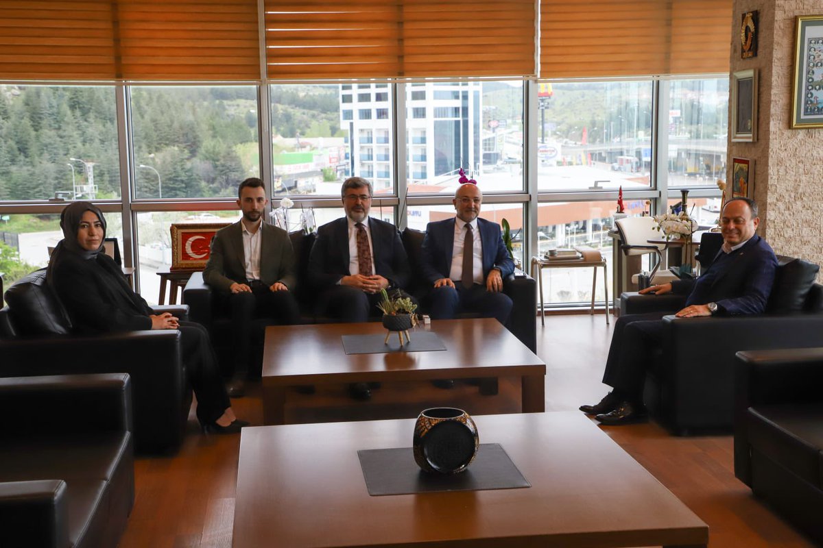 AK Parti Afyonkarahisar İl Başkanı Şahin, Serteser'e Taziye Ziyareti Gerçekleştirdi