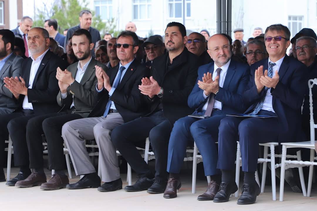 Afyonkarahisar'da Koyun Üreticisine Destek: 3072 Koyun ve 128 Koç Dağıtıldı