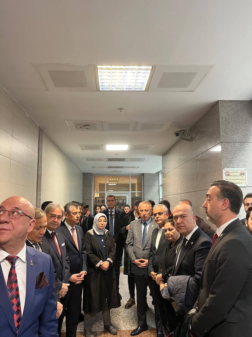 İyi Parti, Zafer Partisi Lideri Özdağ'ın Dava Sürecini Yakından Takip Ediyor