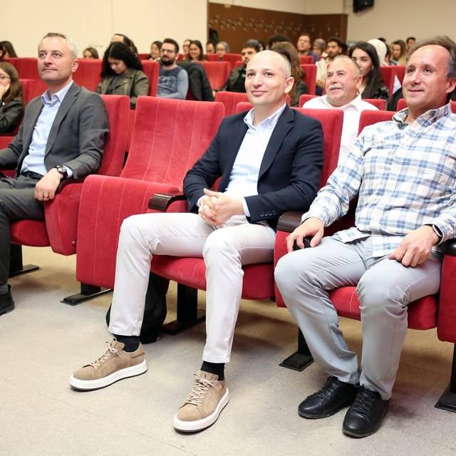 Afyon Kocatepe Üniversitesi İİBF Mezun Buluşması Konferansı Düzenlendi