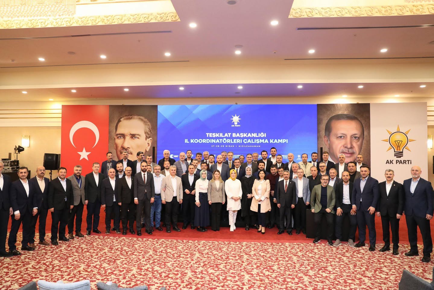 AK Parti'den Teşkilatlara Yönelik Stratejik Kamp