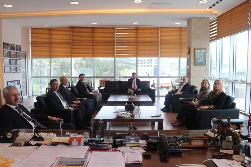 Afyonkarahisar'da Taziye Ziyareti: İş Dünyası Liderine Destek