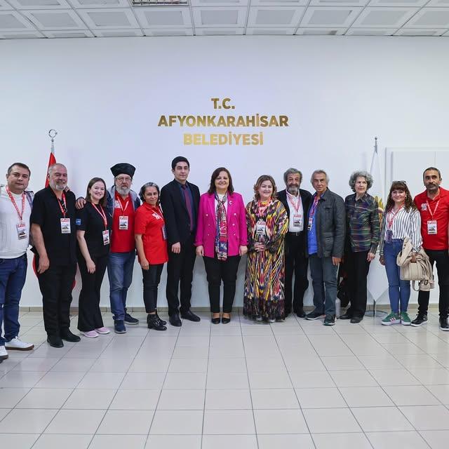 Afyonkarahisar'da Uluslararası Tiyatro Festivali Coşkusu Başladı