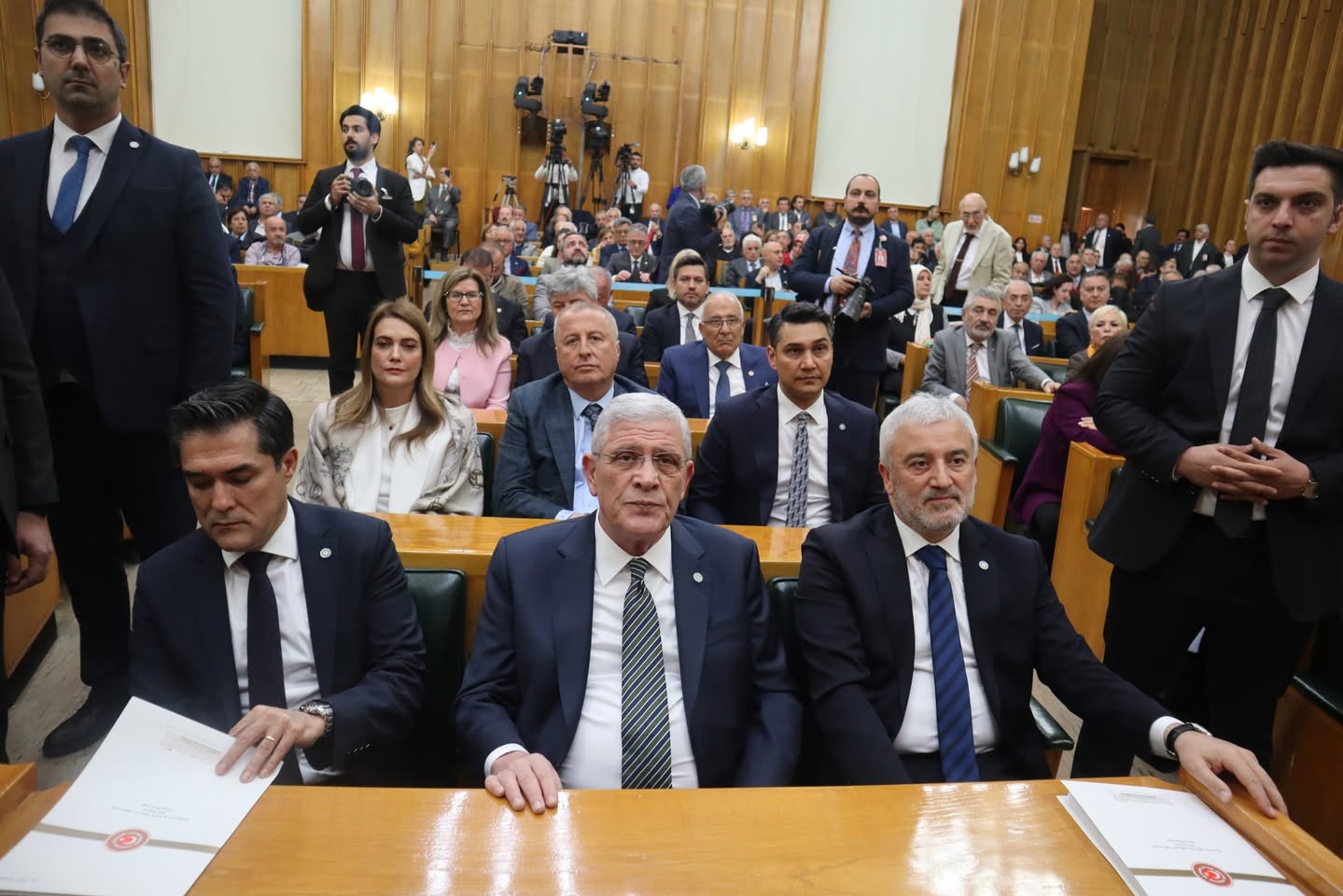 İYİ Parti Rallisini Sürdürüyor: Zafer Partisi'nden 9 Başkan İYİ Parti'ye Katıldı