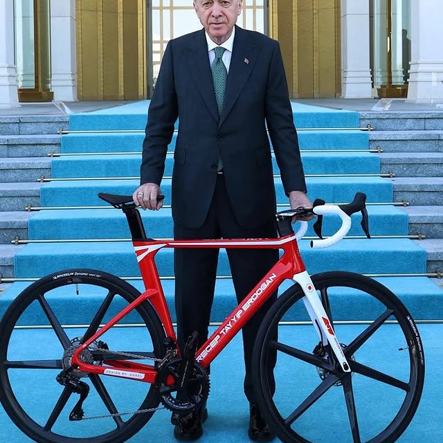 Corelli ve Broster, 60. Cumhurbaşkanlığı Bisiklet Turu'na Sponsor Oldu!